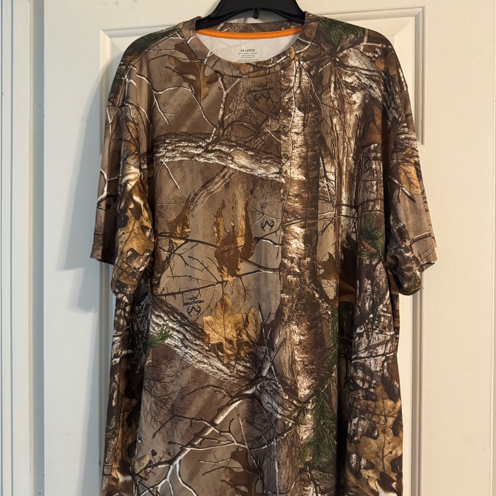 Realtree Short Sleeve Tees Brown and Green Camouflage